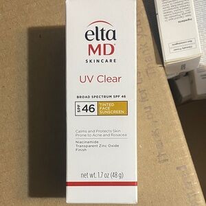 EltaMD UV Clear Tinted Sunscreen SPF 46
